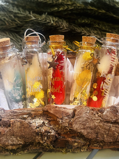 Atelier « Fioles à suspendre en fleurs séchées » spécial enfants