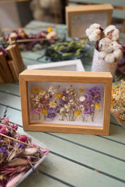 Atelier Enfant Spécial vacances à Paris – Tableau en fleurs séchées