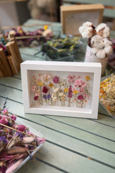 Atelier Enfant Spécial vacances à Paris – Tableau en fleurs séchées