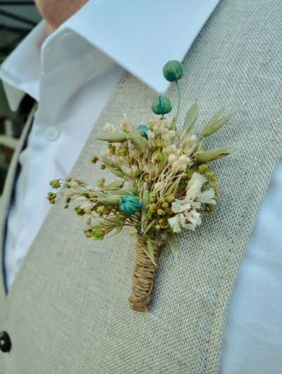 Boutonnière de Marié Émeraude